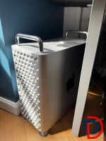 in its entirety as one inseparable cutting 1 x Apple MAC Pro Tower