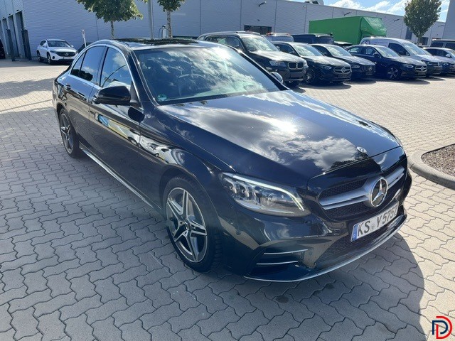 Versteigerungskatalog Mercedes Typ C AMG 43 Farbe schwarz metallic, Baujahr 112019 | 23.10.2026 - 13:00